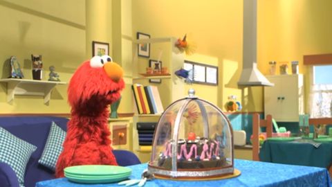 Elmo quiere pastel